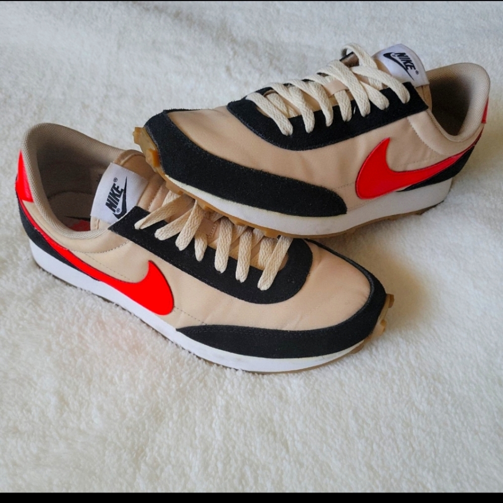 Nike Daybreak
